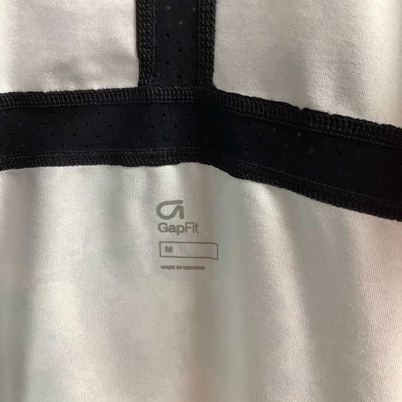 GAP Fit Floral Workout Racerback Tank Top - Picture 7 of 8